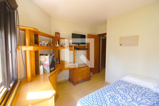 Quarto 1 de apartamento à venda com 3 quartos, 240m² em Jardim Botânico, Porto Alegre
