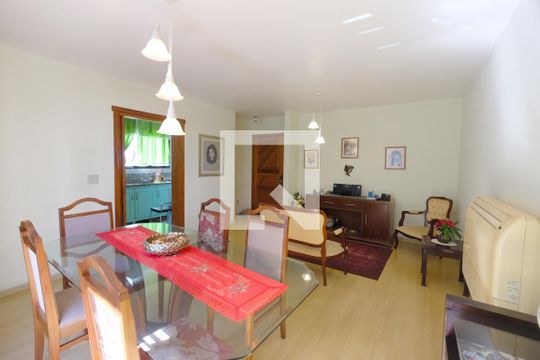 Sala de apartamento à venda com 3 quartos, 240m² em Jardim Botânico, Porto Alegre
