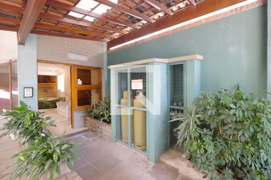 Área comum de apartamento à venda com 3 quartos, 240m² em Jardim Botânico, Porto Alegre