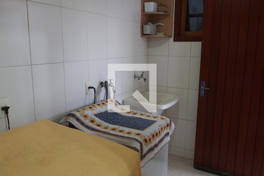 Área de Serviço de casa à venda com 3 quartos, 178m² em Horto Santo Antonio, Jundiaí