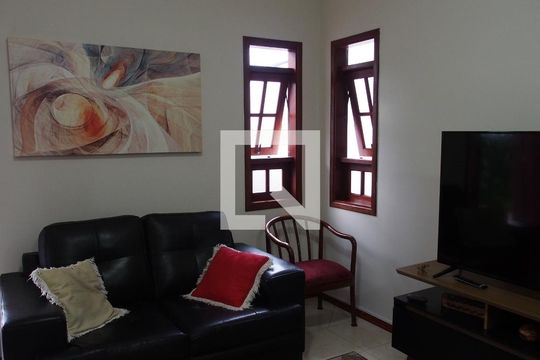 Sala de casa à venda com 3 quartos, 178m² em Horto Santo Antonio, Jundiaí