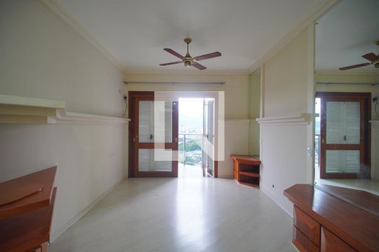 Suíte de apartamento à venda com 4 quartos, 315m² em Centro, Novo Hamburgo