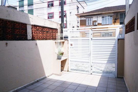 Garagem de casa para alugar com 2 quartos, 70m² em Vila Valenca, São Vicente