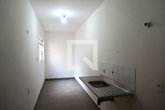 Cozinha de casa à venda com 10 quartos, 450m² em Vila Cordeiro, São Paulo