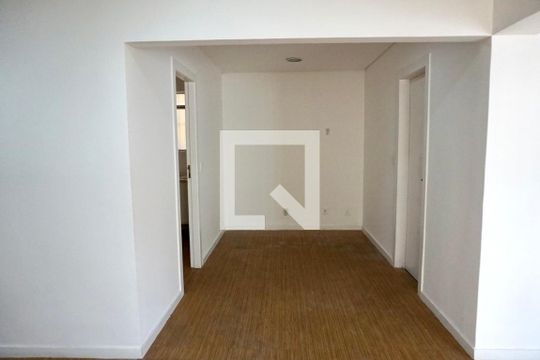 Quarto 2 de casa à venda com 10 quartos, 450m² em Vila Cordeiro, São Paulo
