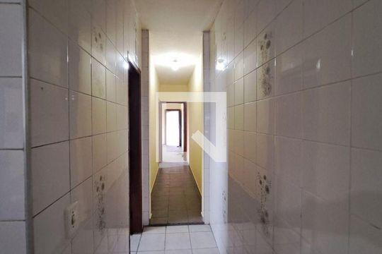 Casa de Condomínio à venda com 3 quartos, 160m² em Jardim Maria Duarte, São Paulo