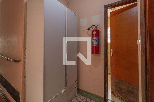 Corredor de casa para alugar com 6 quartos, 250m² em Brooklin Paulista, São Paulo
