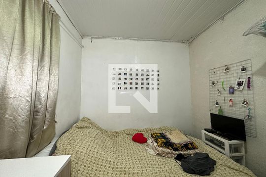 Quarto 2  de casa de condomínio à venda com 3 quartos, 240m² em Santa Teresa, São Leopoldo