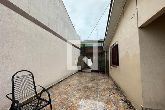 Área Externa de casa de condomínio à venda com 3 quartos, 240m² em Santa Teresa, São Leopoldo