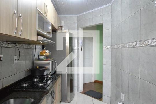 Cozinha de apartamento para alugar com 1 quarto, 53m² em Santa Tereza, Porto Alegre