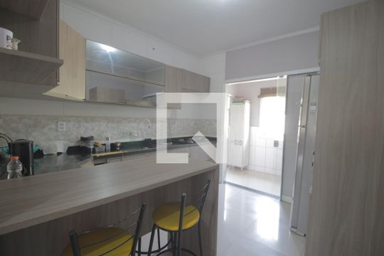 Cozinha de casa à venda com 3 quartos, 179m² em Rio Branco, Canoas