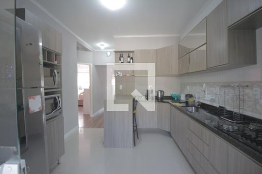 Cozinha de casa à venda com 3 quartos, 179m² em Rio Branco, Canoas