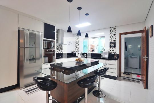 Cozinha de casa à venda com 3 quartos, 238m² em Vila Metalurgica, Santo André