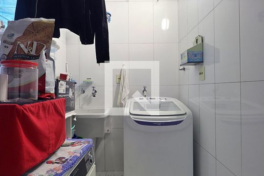 Área de Serviço de casa à venda com 3 quartos, 238m² em Vila Metalurgica, Santo André
