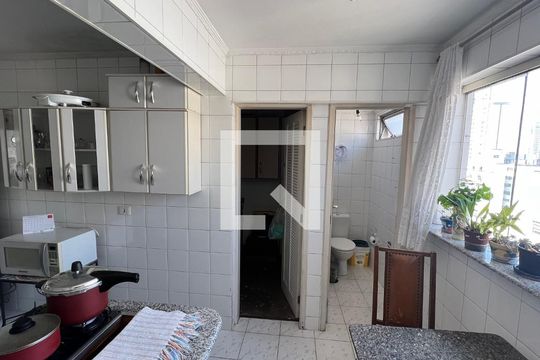 Área de Serviço de apartamento para alugar com 2 quartos, 100m² em Pinheiros, São Paulo