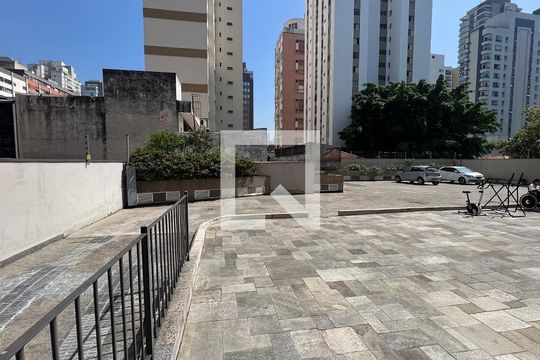 Área comum de apartamento para alugar com 2 quartos, 100m² em Pinheiros, São Paulo