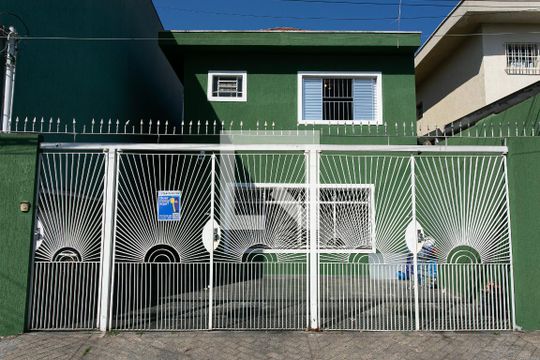 Fachada de casa à venda com 3 quartos, 180m² em Penha de França, São Paulo
