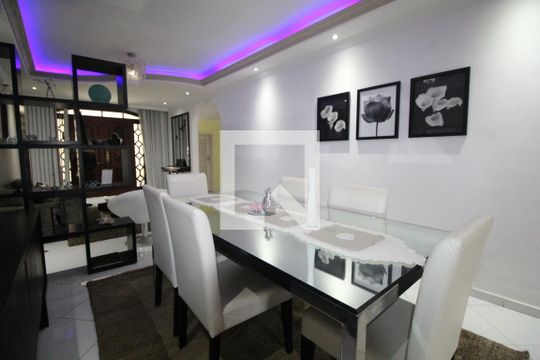 Sala de casa de condomínio à venda com 3 quartos, 340m² em Anil, Rio de Janeiro