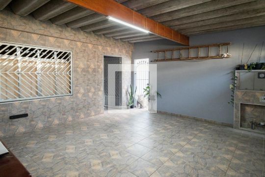 Garagem de casa à venda com 3 quartos, 205m² em Taboão, São Bernardo do Campo