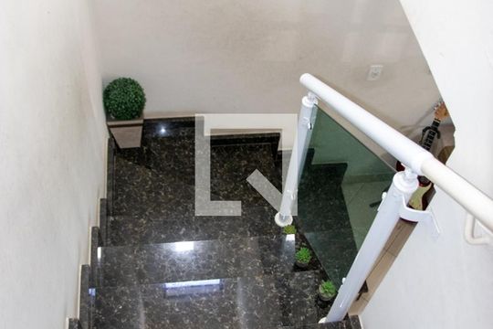 Escada de casa à venda com 3 quartos, 250m² em Vila Maria, São Paulo