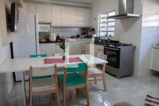 Cozinha de casa à venda com 3 quartos, 250m² em Vila Maria, São Paulo