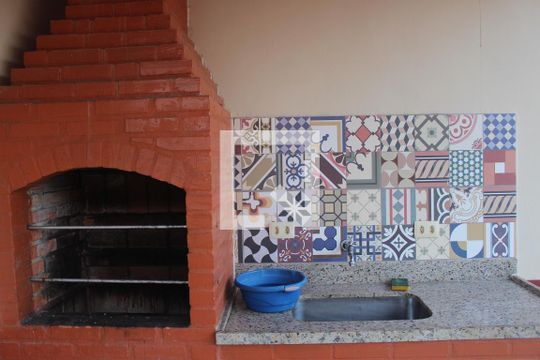 Área comum - Churrasqueira de apartamento para alugar com 1 quarto, 48m² em Catete, Rio de Janeiro