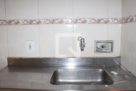 Cozinha de apartamento para alugar com 1 quarto, 48m² em Catete, Rio de Janeiro