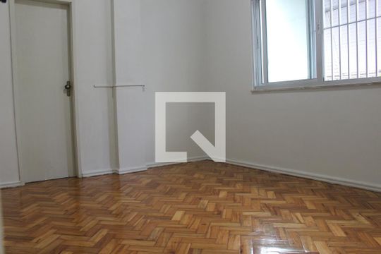 Quarto de apartamento para alugar com 1 quarto, 48m² em Catete, Rio de Janeiro