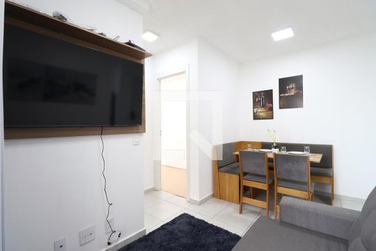 Sala de apartamento para alugar com 2 quartos, 47m² em Várzea da Barra Funda, São Paulo