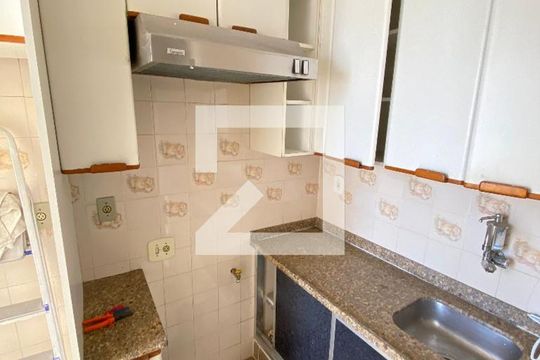 Cozinha de apartamento à venda com 3 quartos, 60m² em Engenho Novo, Rio de Janeiro