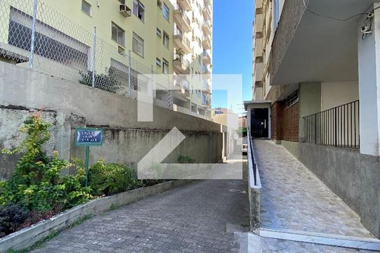 Acesso a garagem de apartamento à venda com 3 quartos, 60m² em Engenho Novo, Rio de Janeiro