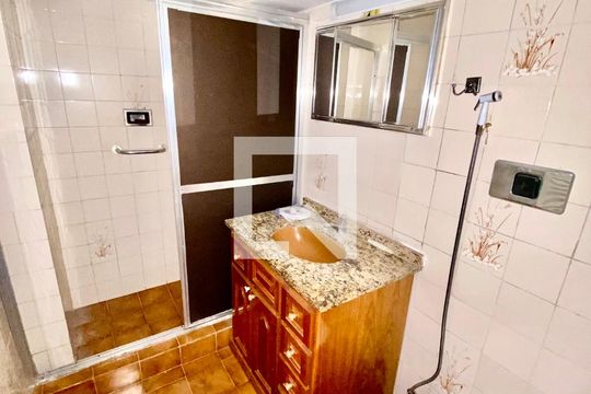 Banheiro de apartamento à venda com 3 quartos, 60m² em Engenho Novo, Rio de Janeiro