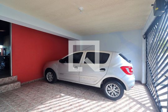 Garagem de casa à venda com 2 quartos, 173m² em Parque Oratorio, Santo André