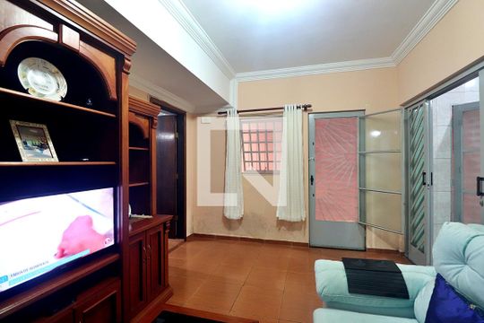 Sala de casa à venda com 2 quartos, 173m² em Parque Oratorio, Santo André