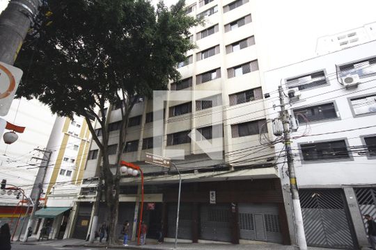 Fachada de kitnet/studio para alugar com 1 quarto, 25m² em Liberdade, São Paulo