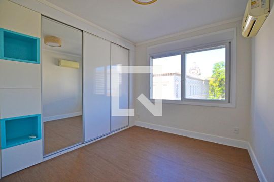 Quarto 1 de apartamento à venda com 3 quartos, 153m² em Centro Histórico, Porto Alegre