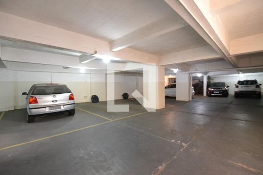 Garagem de apartamento à venda com 3 quartos, 153m² em Centro Histórico, Porto Alegre