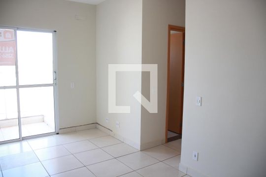 Sala de apartamento para alugar com 2 quartos, 55m² em Alto Umuarama, Uberlândia