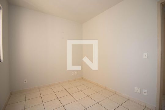 Quarto 1 de apartamento à venda com 2 quartos, 50m² em Samambaia Sul (samambaia), Brasília