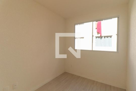 Quarto 1 de apartamento para alugar com 2 quartos, 38m² em Tatuquara, Curitiba