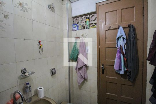 Banheiro de apartamento para alugar com 2 quartos, 69m² em Liberdade, São Paulo
