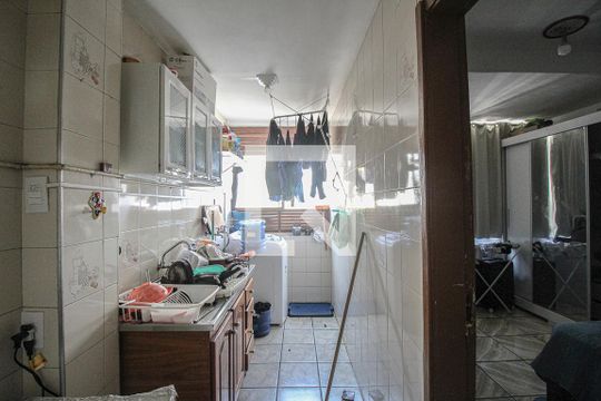 Cozinha de apartamento para alugar com 2 quartos, 69m² em Liberdade, São Paulo