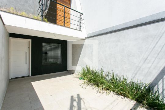 Garagem de casa à venda com 3 quartos, 150m² em Vila Antonina, São Paulo