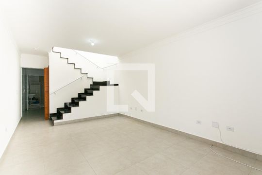 Casa à venda com 3 quartos, 150m² em Vila Antonina, São Paulo