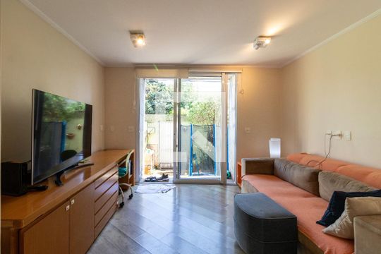 Casa à venda com 2 quartos, 156m² em Vila Pompéia, São Paulo