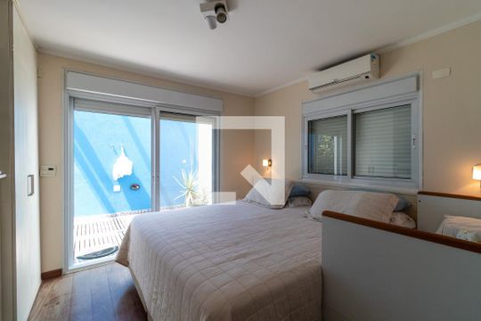 Suíte de casa à venda com 2 quartos, 156m² em Vila Pompéia, São Paulo