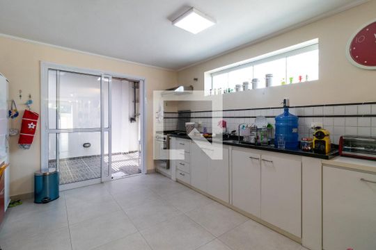 Cozinha de casa à venda com 2 quartos, 156m² em Vila Pompéia, São Paulo