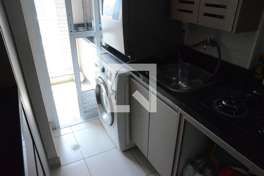 Área de Serviço de apartamento à venda com 2 quartos, 72m² em Bela Vista, Osasco