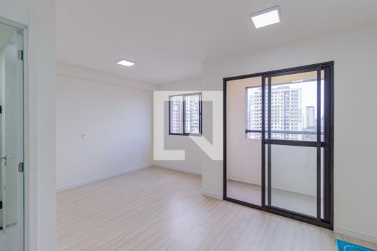 Kitnet/Studio à venda com 1 quarto, 24m² em Bonfim, Osasco