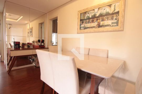 Sala de apartamento à venda com 3 quartos, 65m² em Jardim Santa Maria, São Paulo